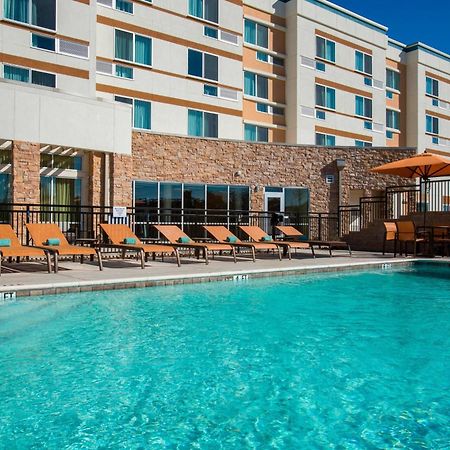 Courtyard By Marriott Dallas Midlothian At Midlothian Conference Center Екстериор снимка