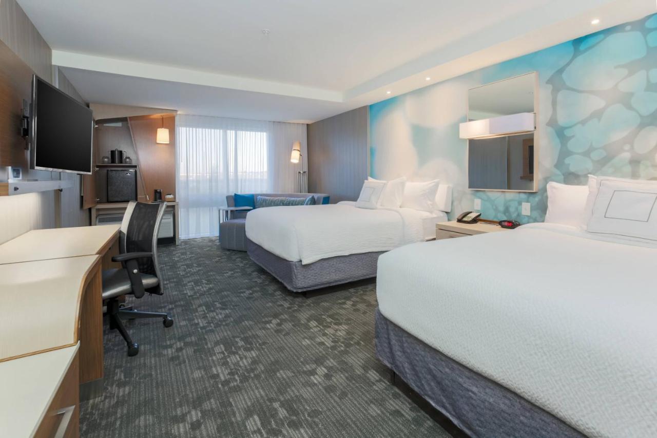 Courtyard By Marriott Dallas Midlothian At Midlothian Conference Center Екстериор снимка