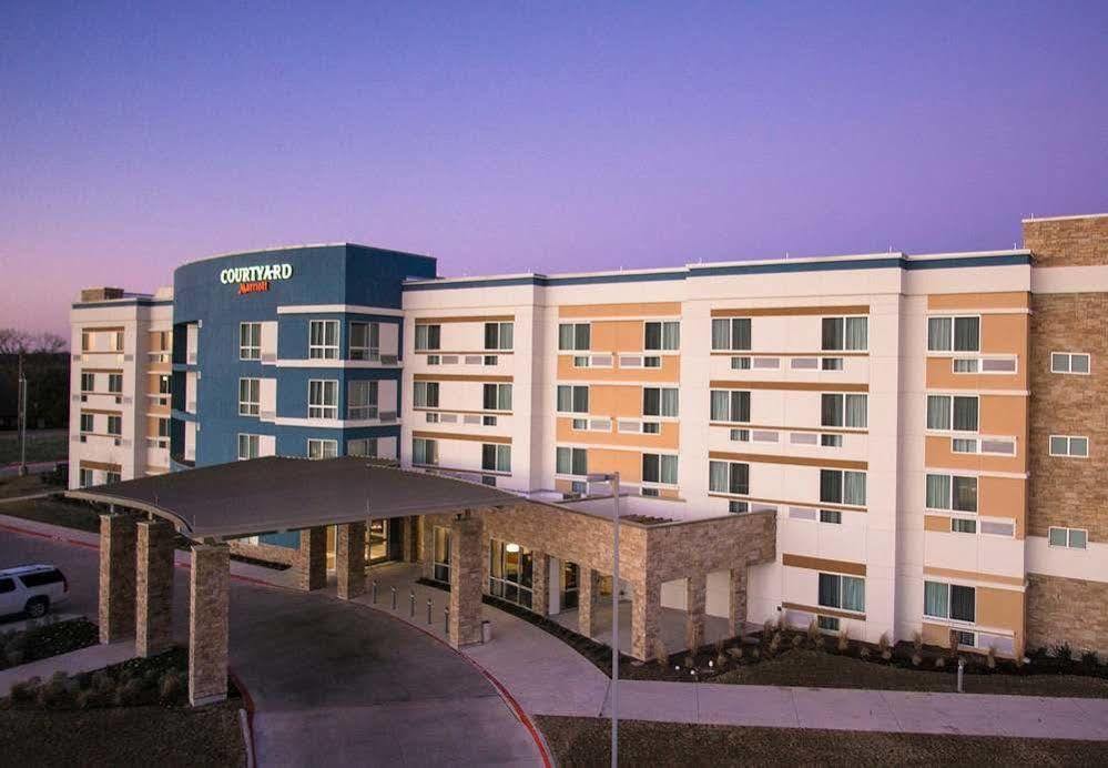 Courtyard By Marriott Dallas Midlothian At Midlothian Conference Center Екстериор снимка