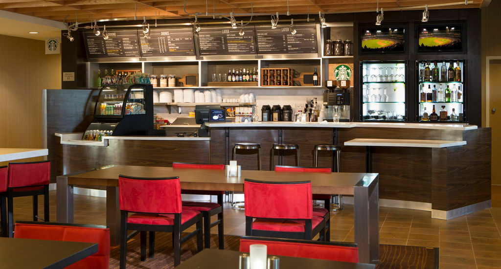 Courtyard By Marriott Dallas Midlothian At Midlothian Conference Center Екстериор снимка
